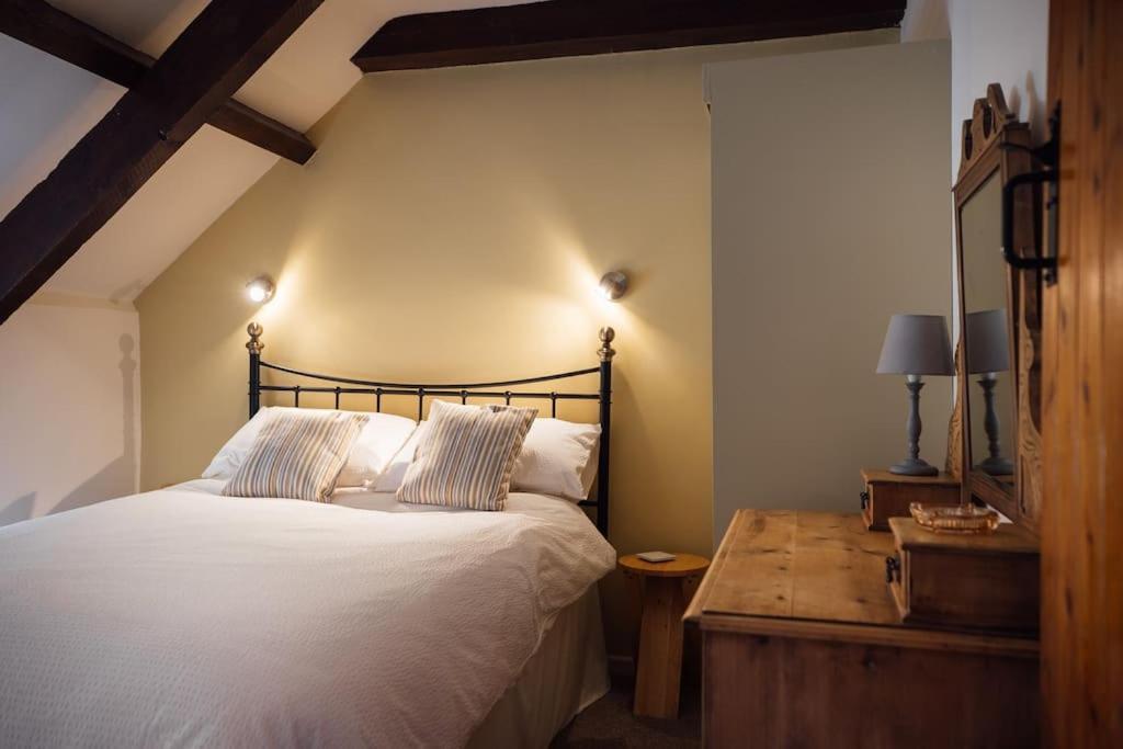 Barn Cottage - Family-Friendly Cottage With Heated Indoor Pool Haverfordwest Kültér fotó
